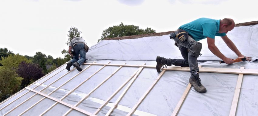 Aanbrengen van damp-open folie